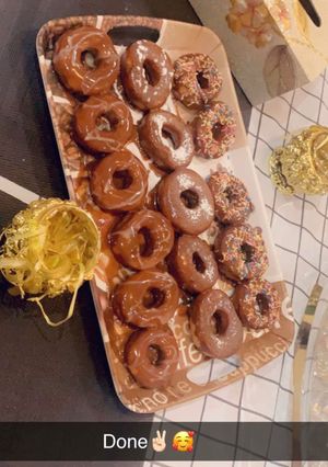 A picture of Chocolate donut.