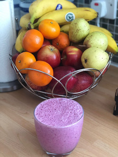 A picture of Banana berries shake.