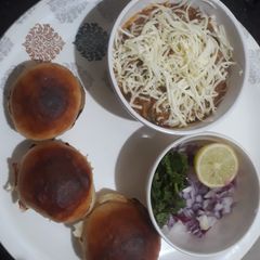 A picture of Cheese pav bhaji.