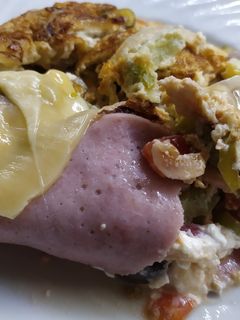 Φωτογραφία της συνταγής Αγαπημένη ομελέτα με λαχανικά και τυριά