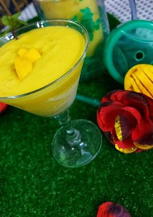 A picture of Mango lassi.