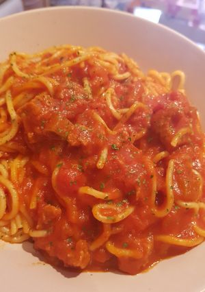 Foto principal de Espaguetis con salsa siciliana