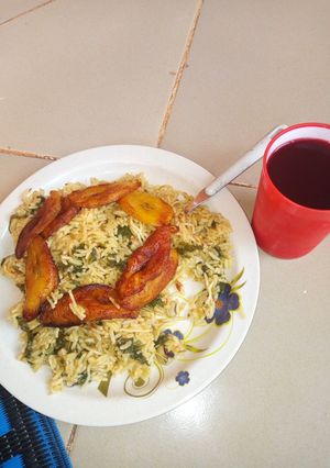 A picture of Jallop rice & plaintain.