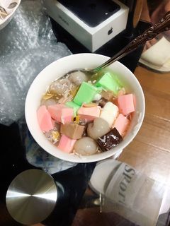Hình của món Chè Khúc Bạch.