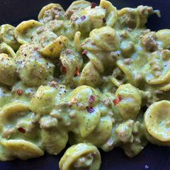 A picture of Squash & Beef Mac n Cheese.