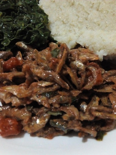 A picture of Omena in honey garlic sauce.