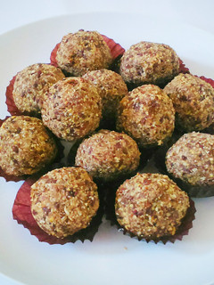 A picture of Flax Seed Oats Ladoo.