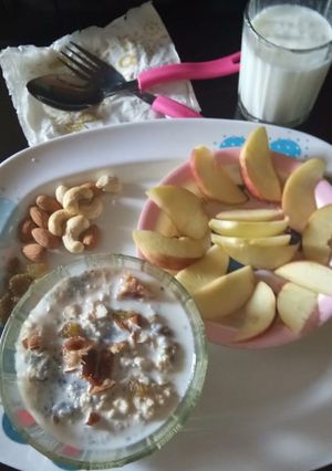 A picture of Overnight oats.