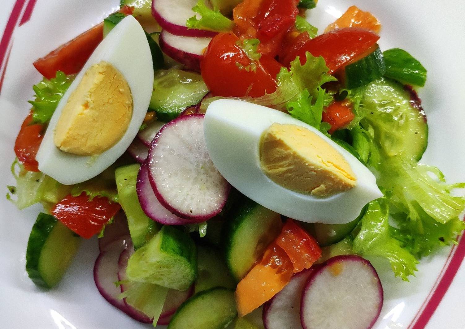 Овощ салат 5. Овощной салат. Салат овощной домашний. Летний овощной салат. Овощной салат ПП.