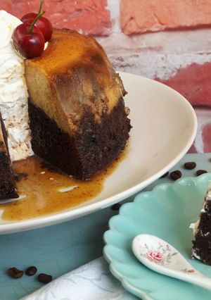 Una foto de Chocoflan o tarta imposible con un toque de moka