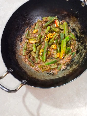 Easy Way Make Karahi bhindi which Delicious