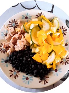Una foto de Ensalada tropical