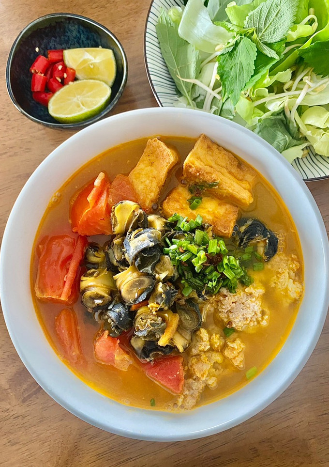 Hình của món Bún ốc.