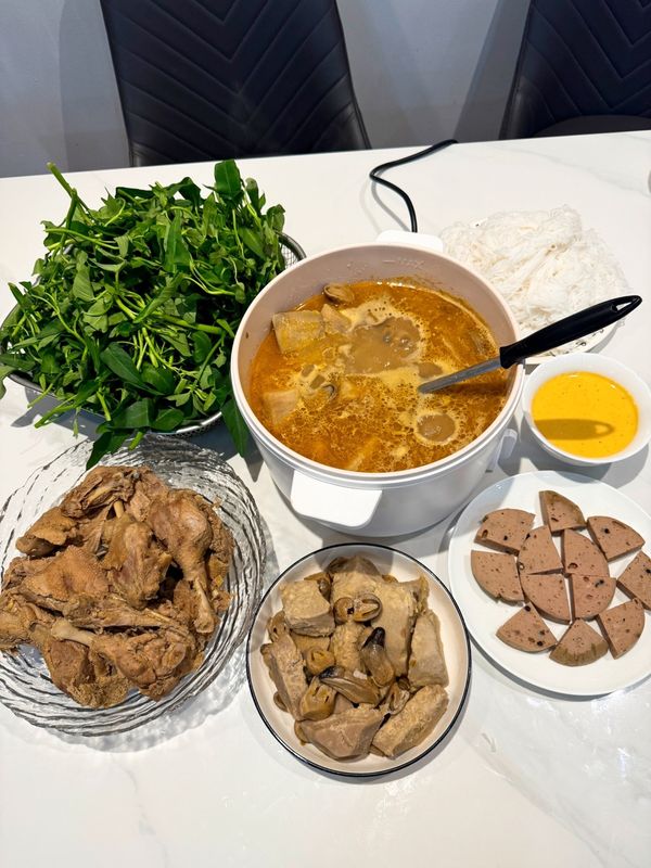 Lẩu vịt nấu chao