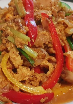 รูปของ ไก่ผัดผงกะหรี่