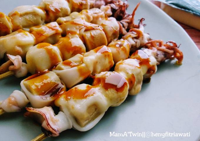Bagaimana Membuat Sate Cumi Mozarella yang Bikin Ngiler