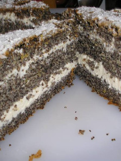 Mascarponés máktorta recept fotója