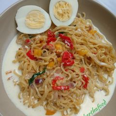 A picture of Milky Pepper Noodles.