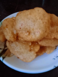 பொள்ள வடை(polla vadai recipe in tamil) செய்முறை முக்கிய புகைப்படம்