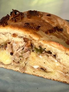 Una foto de Pan relleno… pollo