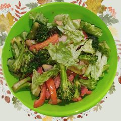 A picture of Healthy Mix Vegetables Salad 🥗.