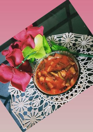 ગુવાર બટાકાનું શાક (Guvar Bataka Shak Recipe In Gujarati) રેસીપી મુખ્ય ફોટો