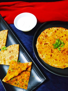 સત્તુ પરાઠા (Sattu paratha recipe in Gujarati) રેસીપી મુખ્ય ફોટો