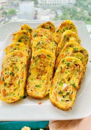 Hình của món Trứng cuộn rau củ.
