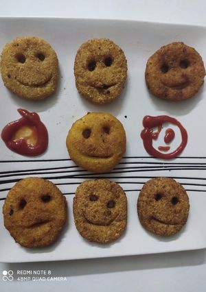 સ્માઇલી (આલુ)(smile alu in Gujarati) રેસીપી મુખ્ય ફોટો