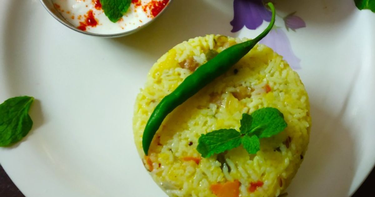 Veg Daal Rice Recipe by Divya Konduri - Cookpad