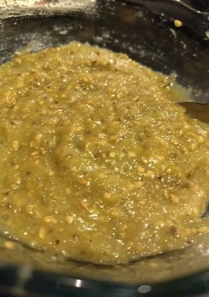 Una foto de Puré de berenjenas y semillas
