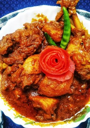 চিকেন আলুর গ্রেভি(chicken alur gravy recipe in bengali) রেসিপির প্রধান ছবি