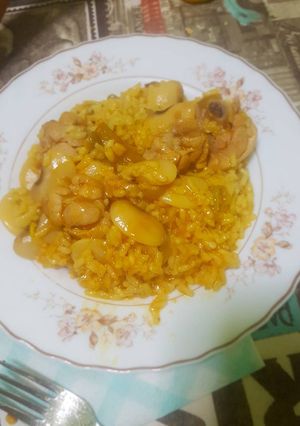 Una foto de Paella valenciana