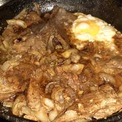 Una foto de Hígado encebollado thiaguin