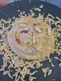 A picture of Bread halwa.