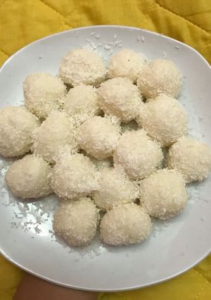 صورة لوصفة كرات جوز الهند