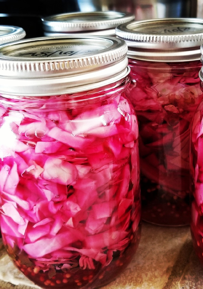 A picture of Pickled cabbage.