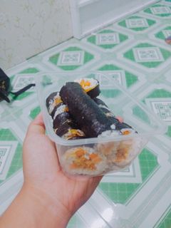 Hình của món Kimbap đơn giản.