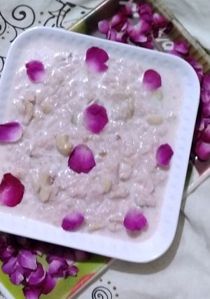 गुलकंद ड्राई फ्रूट दूध पोहा (gulkand dry fruit doodh poha recipe in Hindi) रेसिपी मुख्य फोटो
