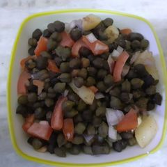A picture of Kala chana salad.