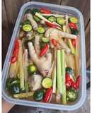 Chân gà ngâm xả ớt