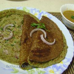 A picture of Onion Pesarattu Dosa.