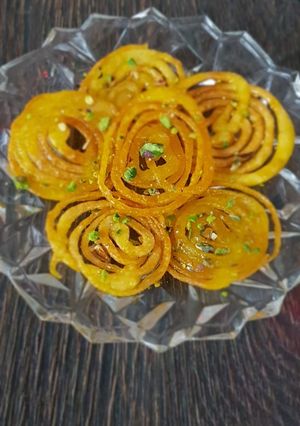 A picture of Instant jalebi.