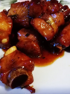 Una foto de Costillas a la miel y romero