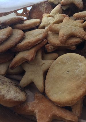 Una foto de Galletitas 20 min (opcional de Almendras) ✨