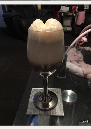 A picture of My fizzy ice Cream Drink. 😗.