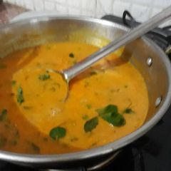 A picture of Teekhi palak methi Kadhi.