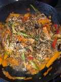 Chop suey de carne con verduras