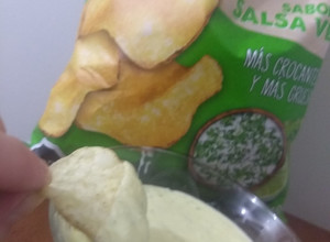 Una foto de Mayonesa con huevos cocidos y sin aceite!!!