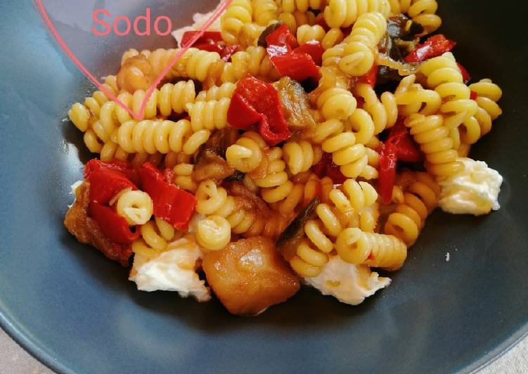 Fusilli dell'orto con bocconcini di bufala😋😋